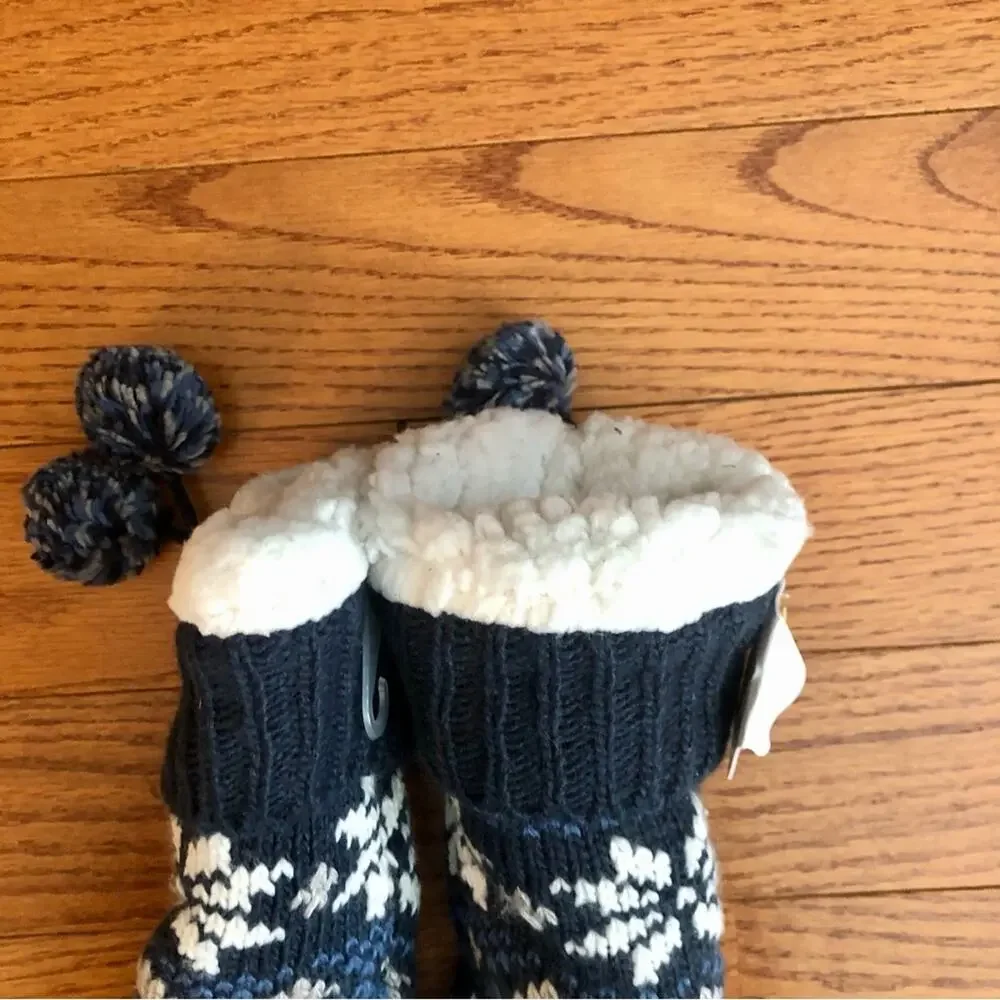JOY Slipper Socks Grippers Navy Blue Faux Shearling Lining Women’s Size 4-10 NWT